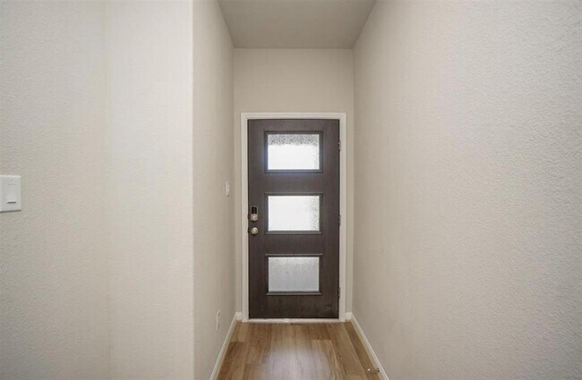 21607 Blue Sapphire Ct Richmond, TX 77407 photo 2