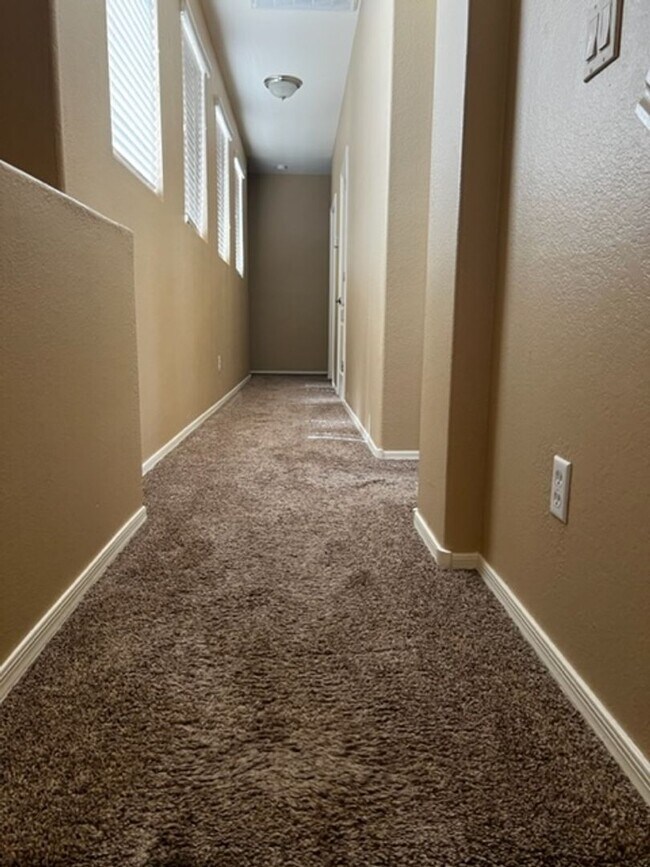4 BEDROOM HOME IN POWER RANCH photo 5