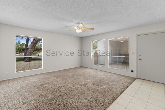 222 E Betty Elyse Ln photo 2