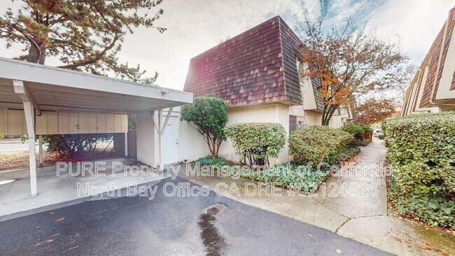 Slater St Santa Rosa Apartmnent photo 3
