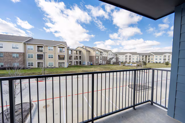 Camden Crossing photo 5