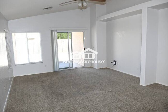 15338 W Banff Ln Surprise, AZ 85379 photo 5