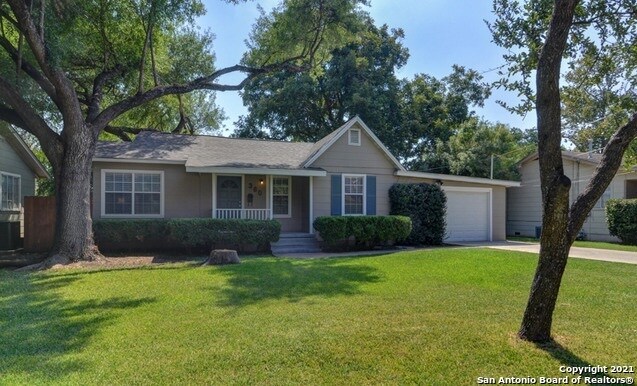 360 E Sunset Rd San Antonio, TX 78209 photo 2