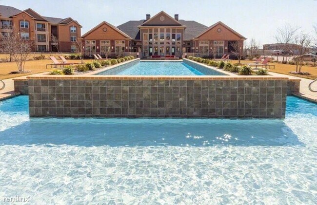 350 N State Hwy 360 Mansfield, TX 76063 photo 4