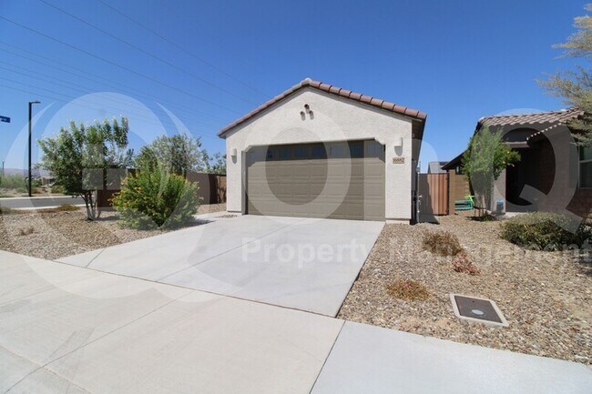 16882 West Las Palmaritas Drive, Waddell, AZ 85355 photo 3