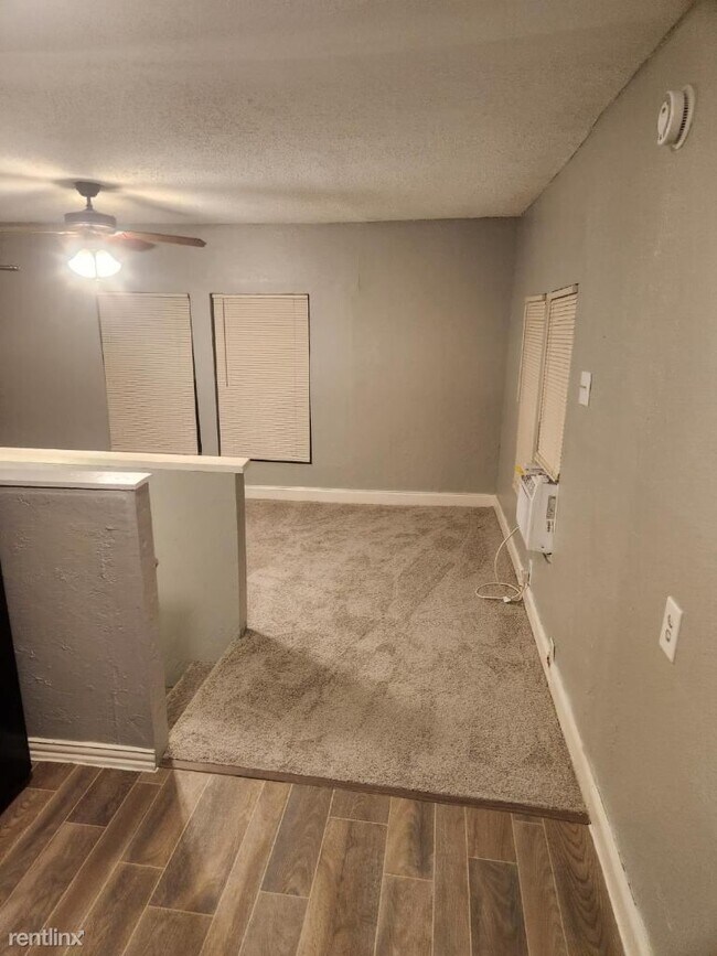 1907 Belmont Avenue, Fort Worth, TX 76164 photo 4