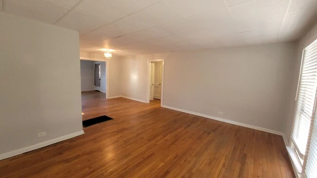 237 Senisa Dr San Antonio, TX 78228 photo 2