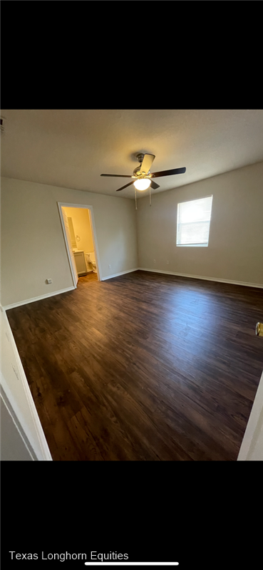 302 Sheila Drive, Granbury, TX 76049 photo 5