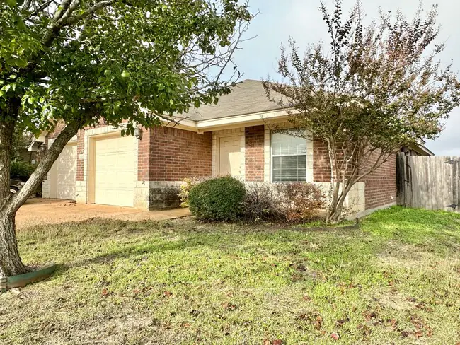 2005 Charleston Ct Killeen, TX 76542 photo 2