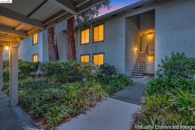 2562 Walnut Blvd Walnut Creek, CA 94596 photo 2