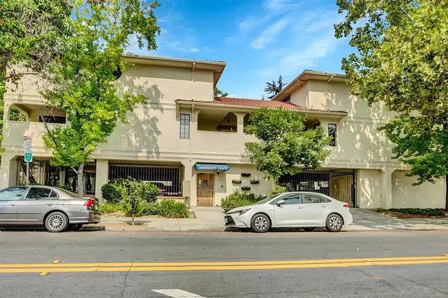 396 S 11th St San Jose, CA 95112 photo 2