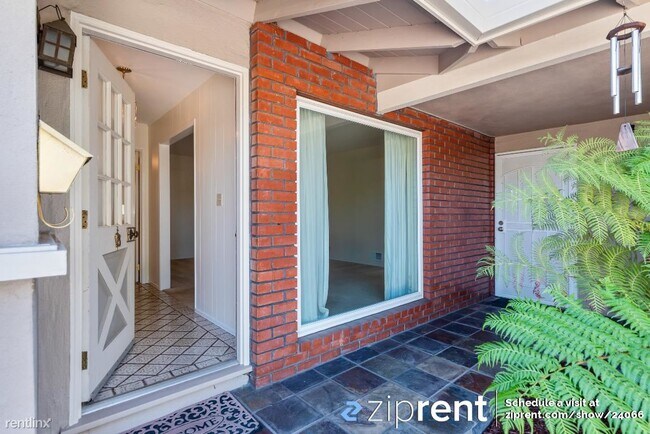 1576 Hillsdale Avenue, San Jose, CA 95118 photo 3