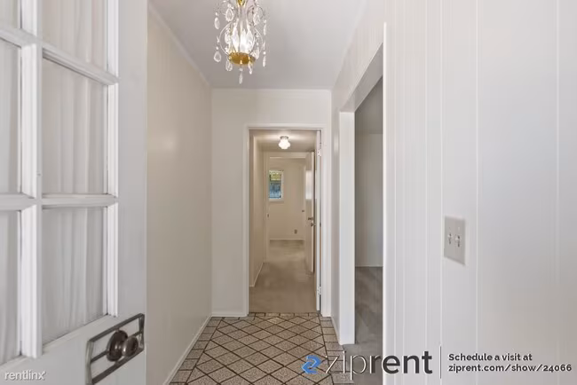 1576 Hillsdale Avenue, San Jose, CA 95118 photo 5