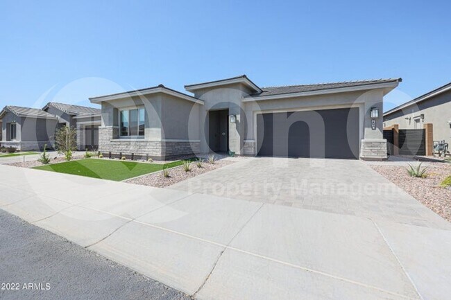 2830 East Pike Street, Phoenix, AZ 85050 photo 2