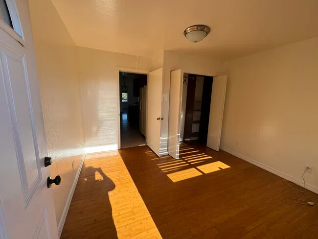 3714 39th Ave Oakland, CA 94619 photo 5