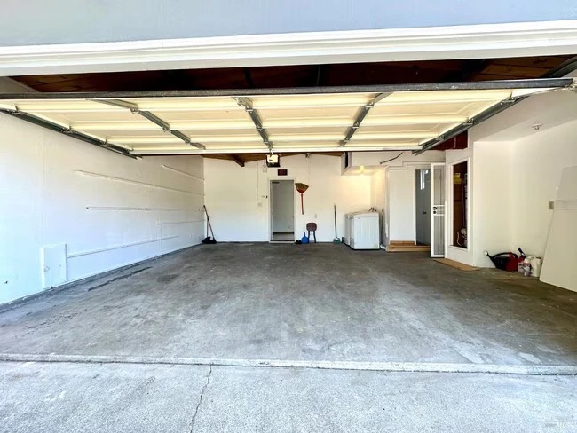 1111 Marionola Way Pinole, CA 94564 photo 2