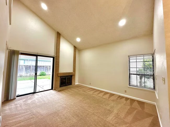 2956 Park Place Common Fremont, CA 94536 photo 4