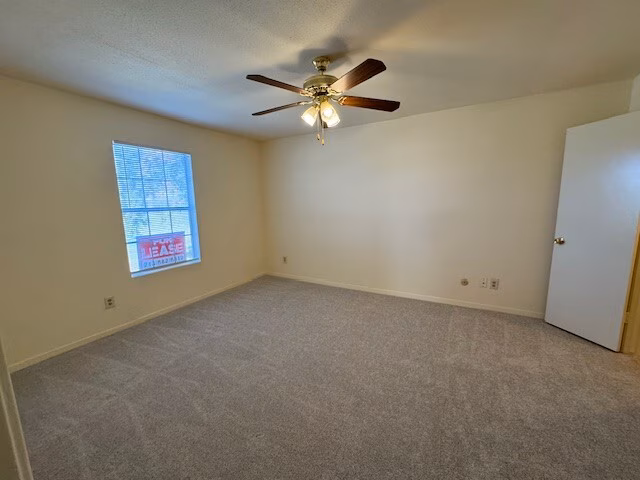 9101 Country Creek St Houston, TX 77036 photo 5