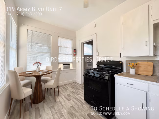 319 Army Blvd San Antonio, TX 78215 photo 4
