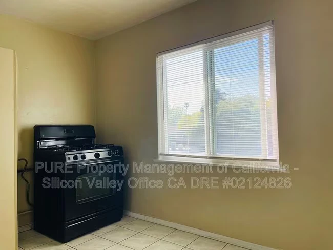 716 N First St San Jose, CA 95112 photo 3
