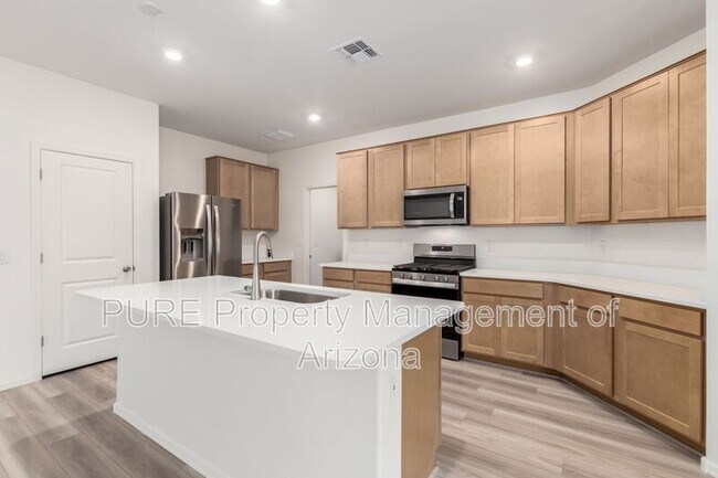 17614 W Oberlin Way photo 5