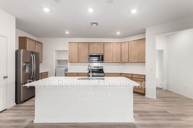 17614 W Oberlin Way photo 4