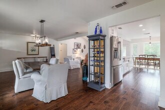7107 Scenic Brook Drive, Austin, TX 78736 photo 5