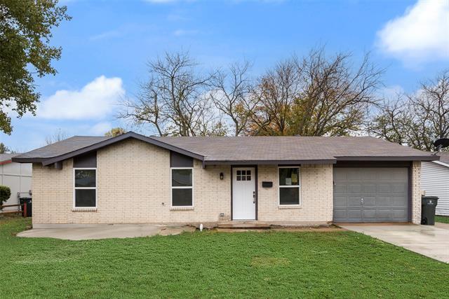 3853 Commonwealth Dr Garland, TX 75043 photo 2
