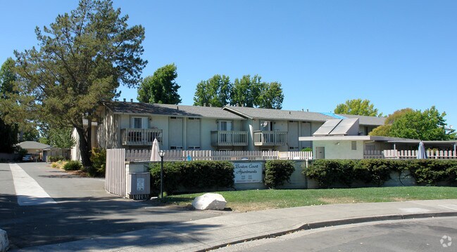 1BR/1BA Apartment on Boston Ct · Santa Rosa photo 2