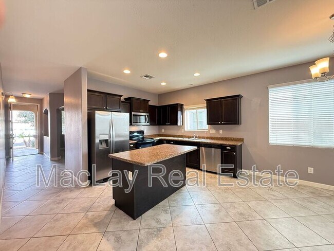 23849 W Tamarisk Ave Buckeye, AZ 85326 photo 3