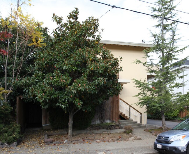118 Ross Street, San Rafael, CA 94901 photo 3