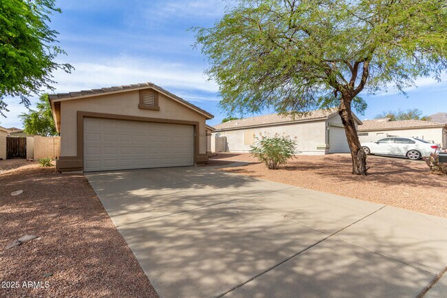 6932 S Russet Sky Way photo 3