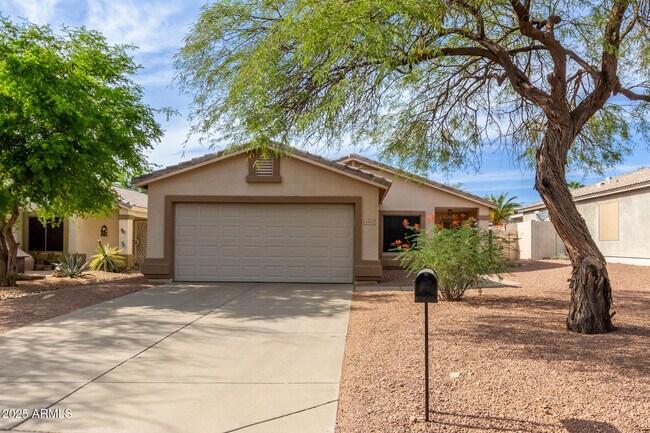6932 S Russet Sky Way photo 2