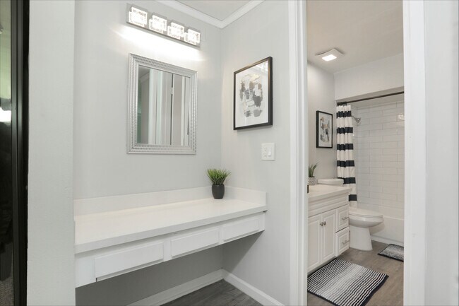 3050 Rue D’Orleans San Diego, CA 92110 photo 4