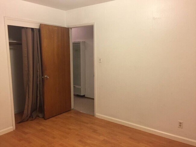 Charming Apartment in San Leandro photo 4