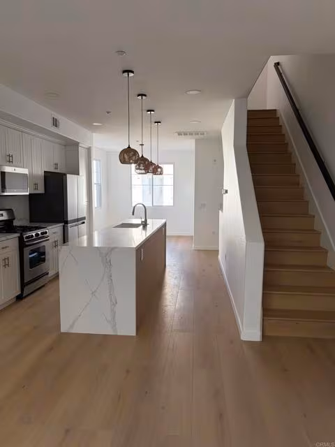 815 Harbor Cliff Way Oceanside, CA 92054 photo 2