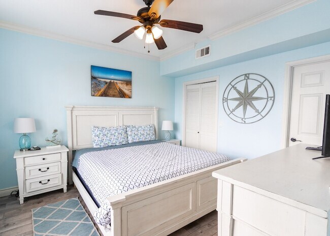 7000 Seawall Blvd Galveston, TX 77551 photo 3