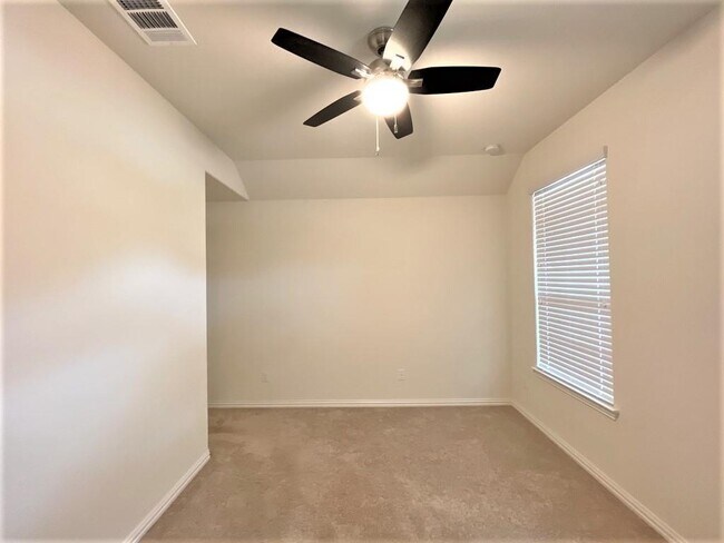 4113 Presidio Ln Round Rock, TX 78681 photo 5