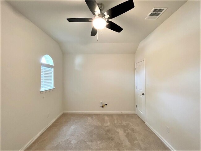 4113 Presidio Ln Round Rock, TX 78681 photo 4