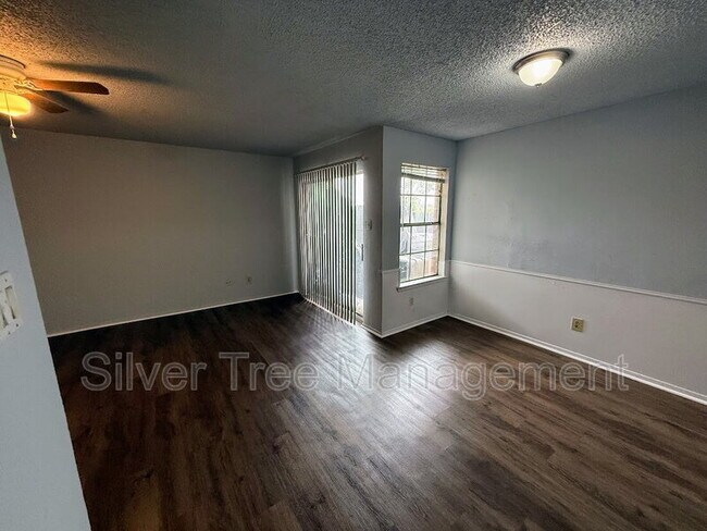4820 Wellesley Ave Fort Worth, TX 76107 photo 4