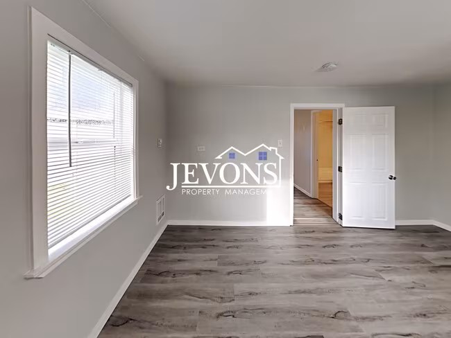 3303 S Ainsworth Ave Tacoma, WA 98418 photo 5