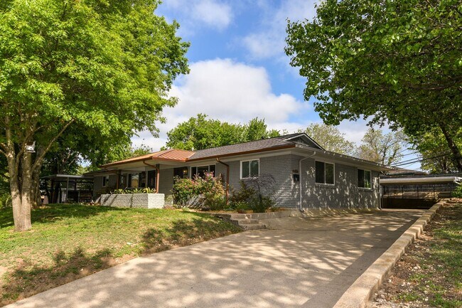 4406 Granbury Rd Fort Worth, TX 76109 photo 3