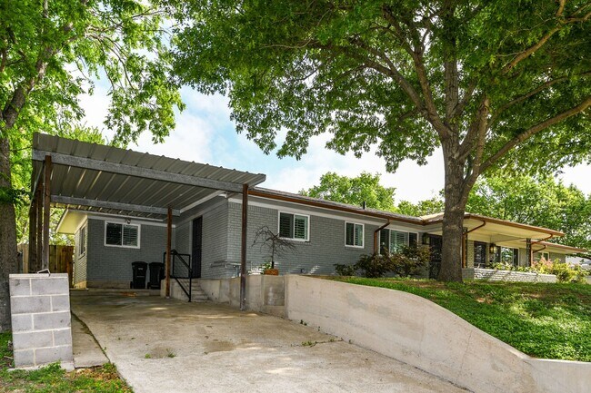 4406 Granbury Rd Fort Worth, TX 76109 photo 2