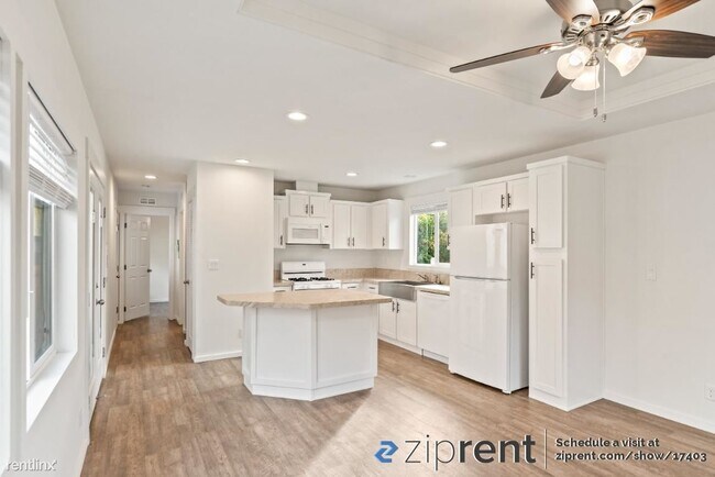1295 Stardust Way