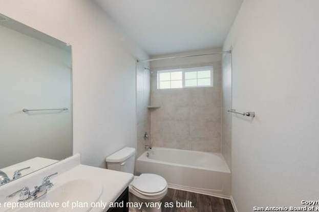 3447 Stoney Bayou San Antonio, TX 78245 photo 4