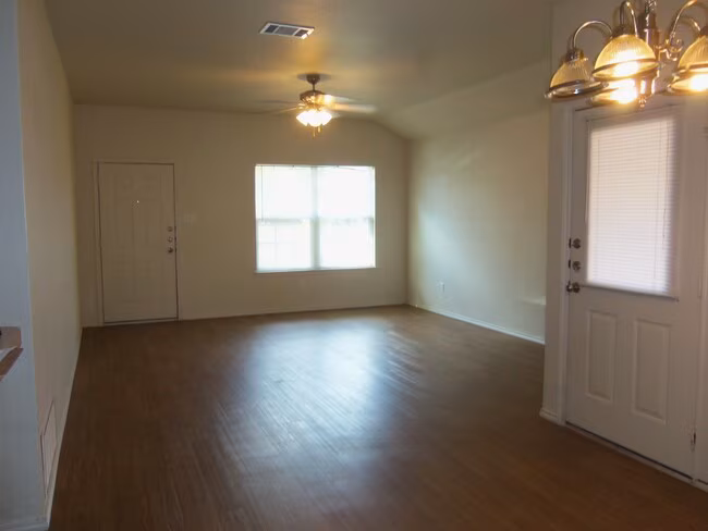 6603 Temora Loop Killeen, TX 76549 photo 3