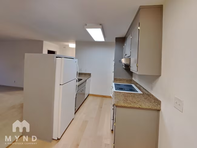 360 Vernon St Oakland, CA 94610 photo 2