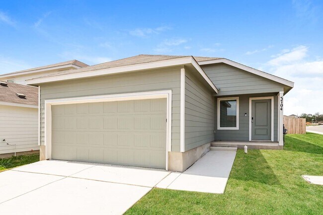 3704 Axis Hl St New Braunfels, TX 78132 photo 2
