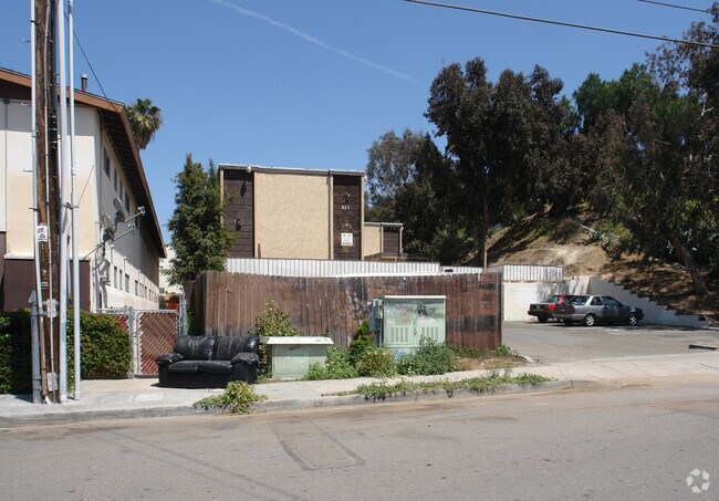 921 North Avenue, National City, CA 91950 photo 2