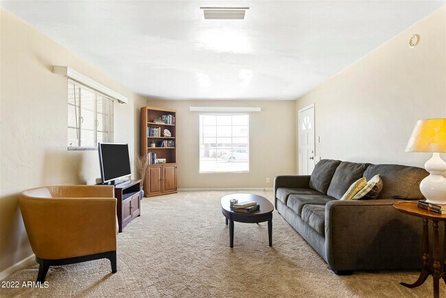 1938 W Weldon Ave Phoenix, AZ 85015 photo 5